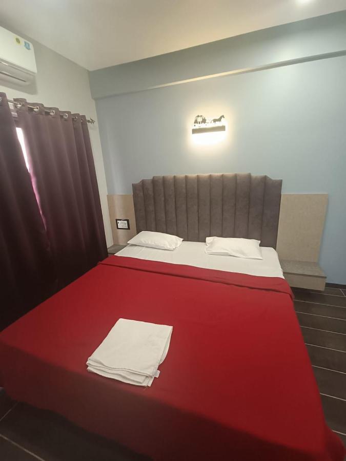 Ragvi resort Alībāg Eksteriør bilde